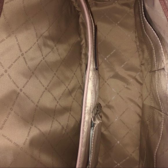 Michael Kors Large Fawn Sady Tote - Picture 3 of 7